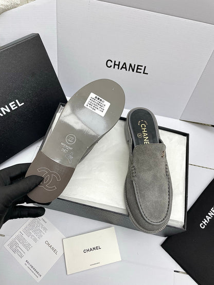 CC 26s Double C Mule Gray Suede 645304
