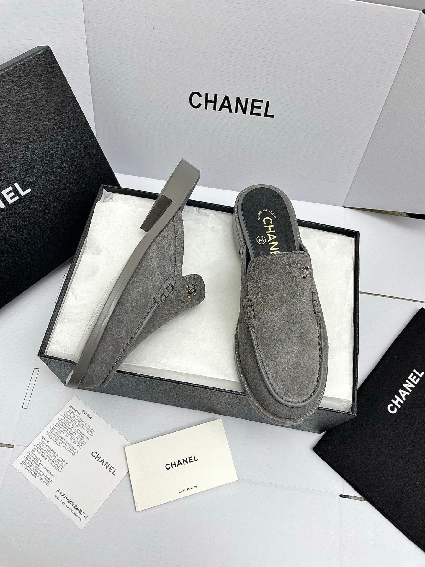 CC 26s Double C Mule Gray Suede 645304