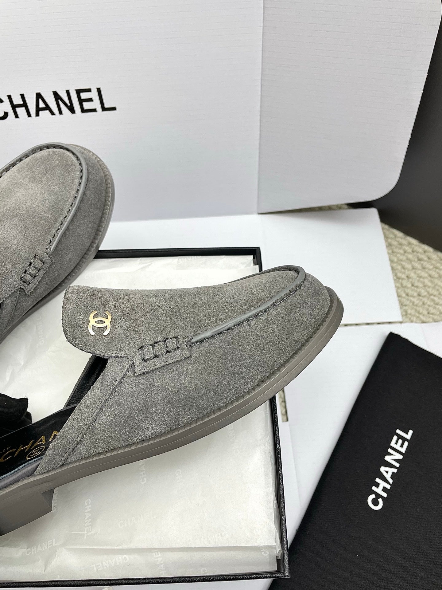 CC 26s Double C Mule Gray Suede 645304