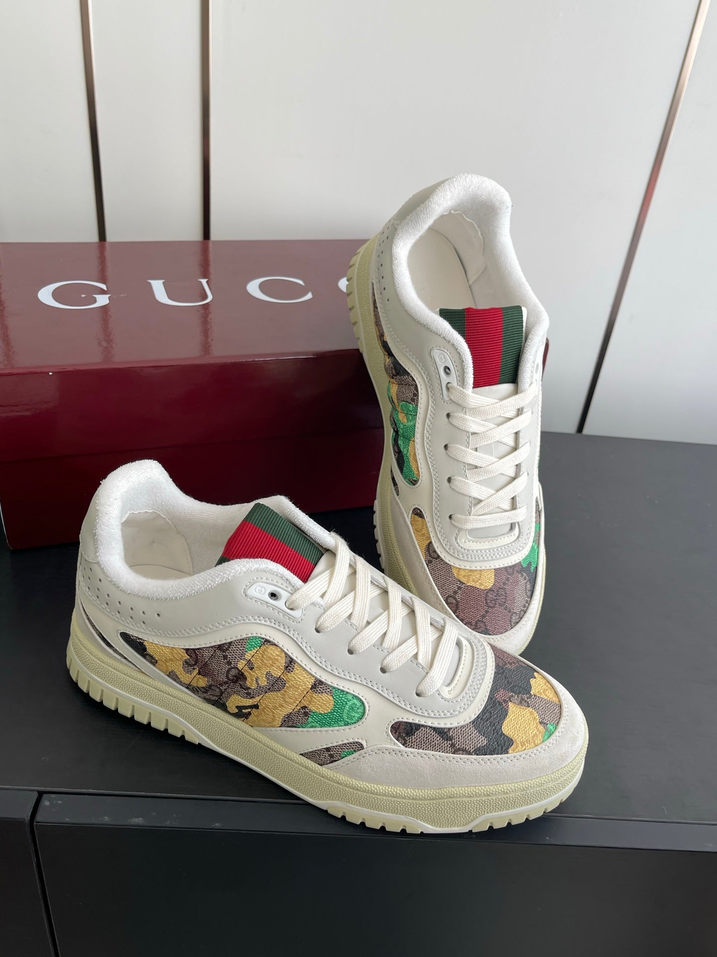 GG 26 Couple Sneakers White Multicolor Cowhide 631676