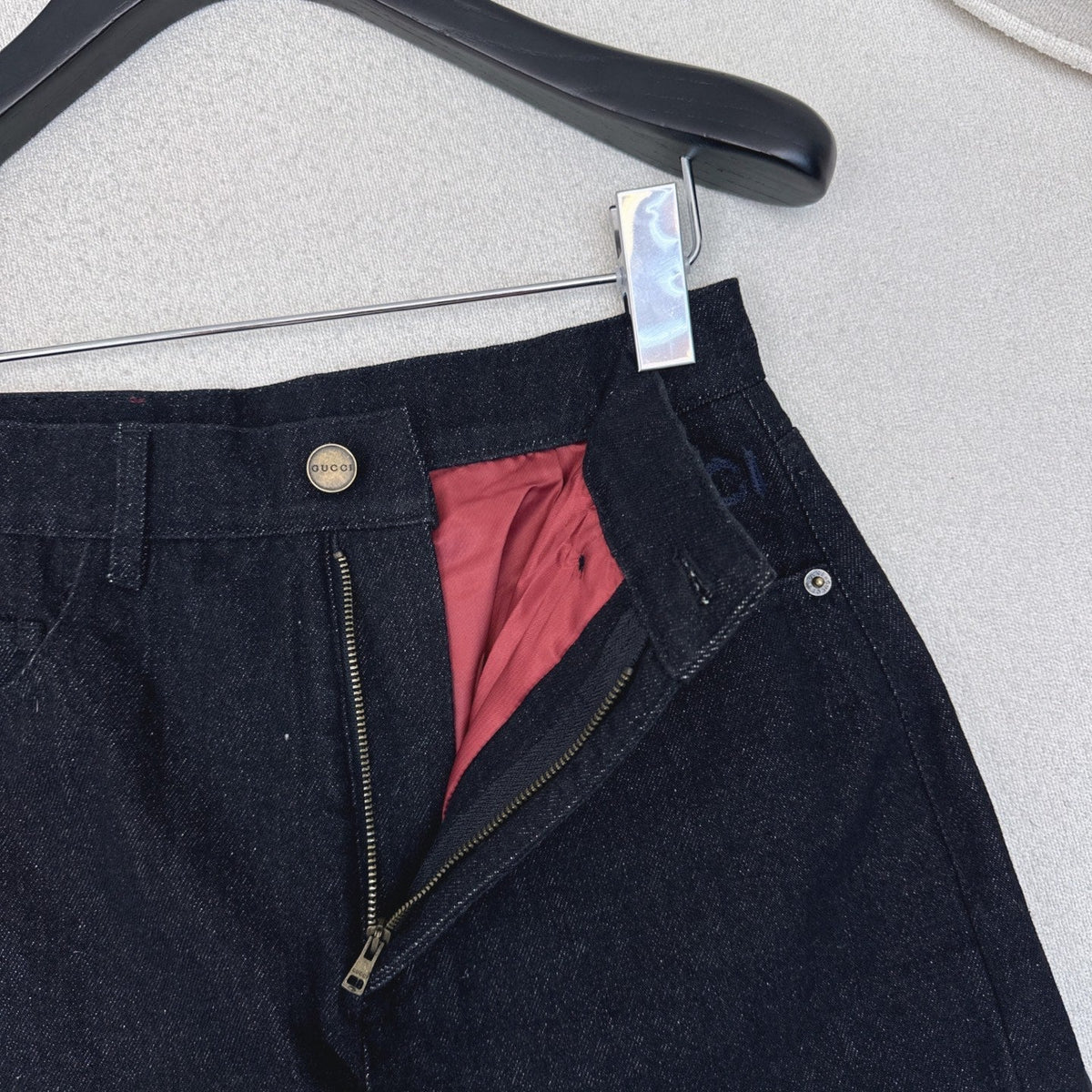 Gucci 25 Denim Short Dark Blue Cotton 596440