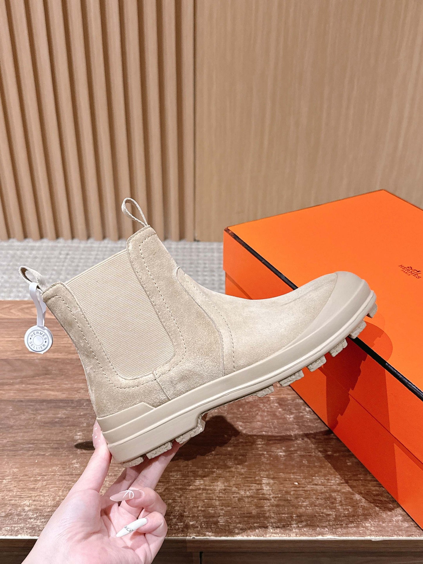 HM 25 Chelsea Ankle Boots Beige Suede 512547