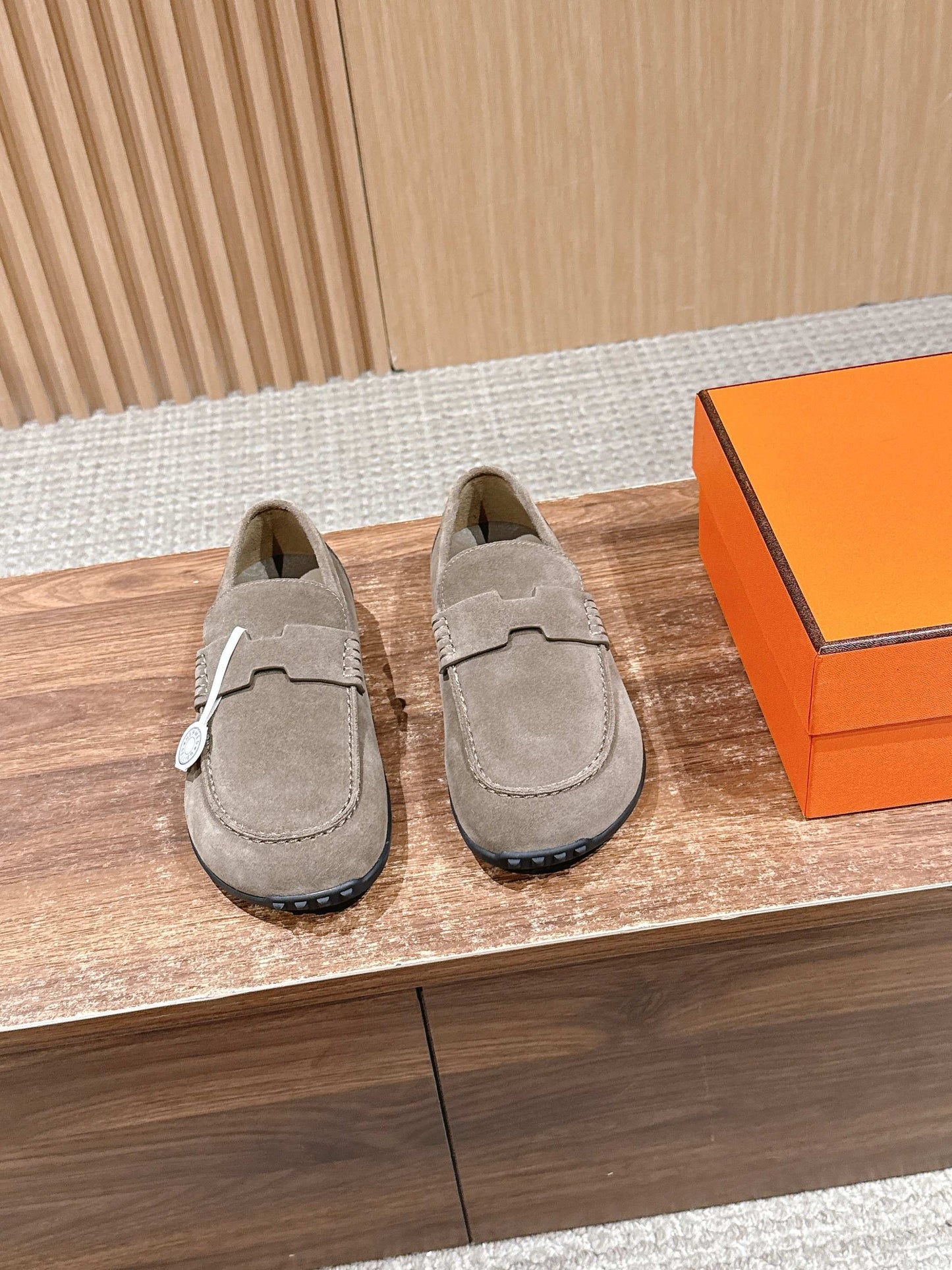 HM Lazy Loafers Warm Taupe Suede 553762