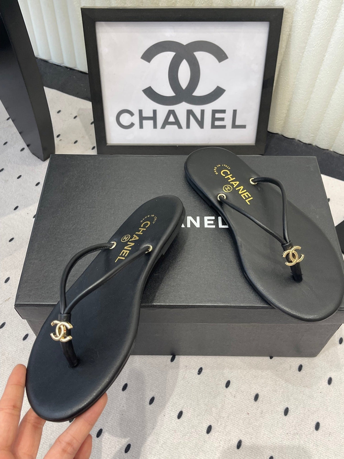 Chanel 2026 Thong Sandal Black Sheepskin 720044