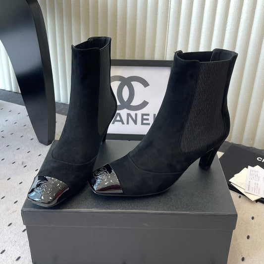 CC 26s Chelsea Ankle Boots 6cm Black Suede 105780