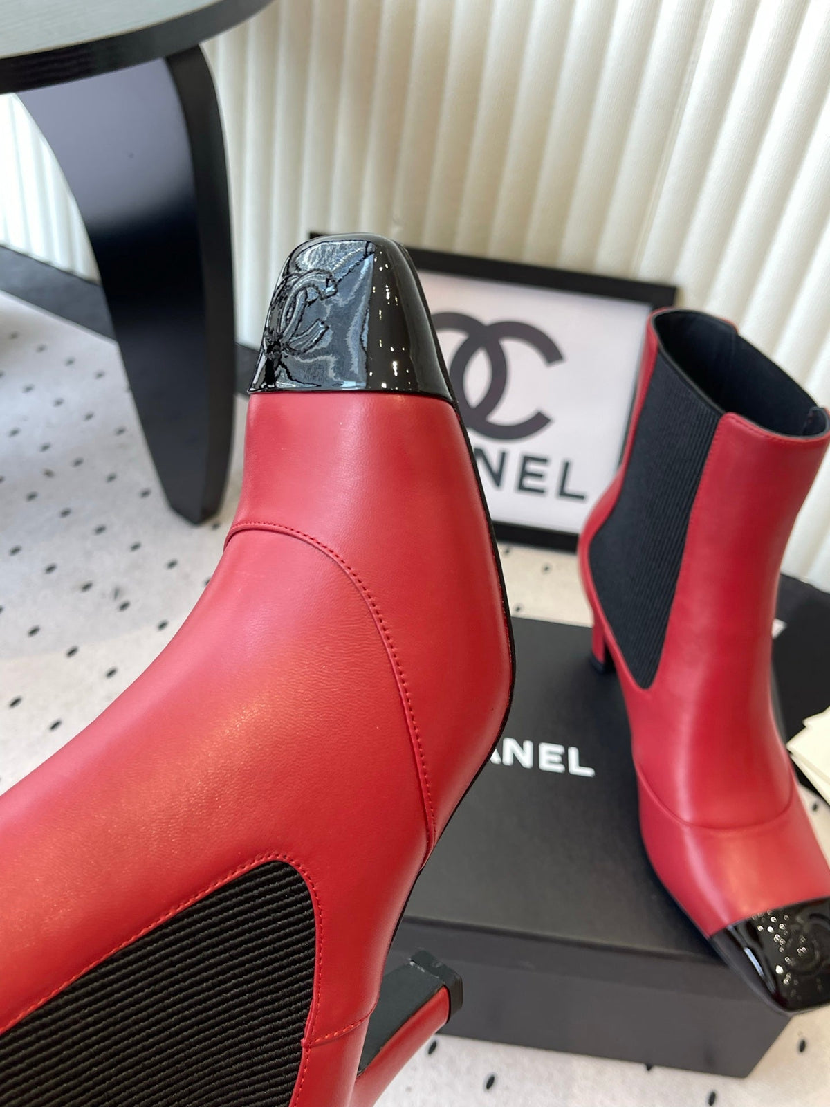 CC 26s Chelsea Ankle Boots 6cm Red Sheepskin SHW 105780