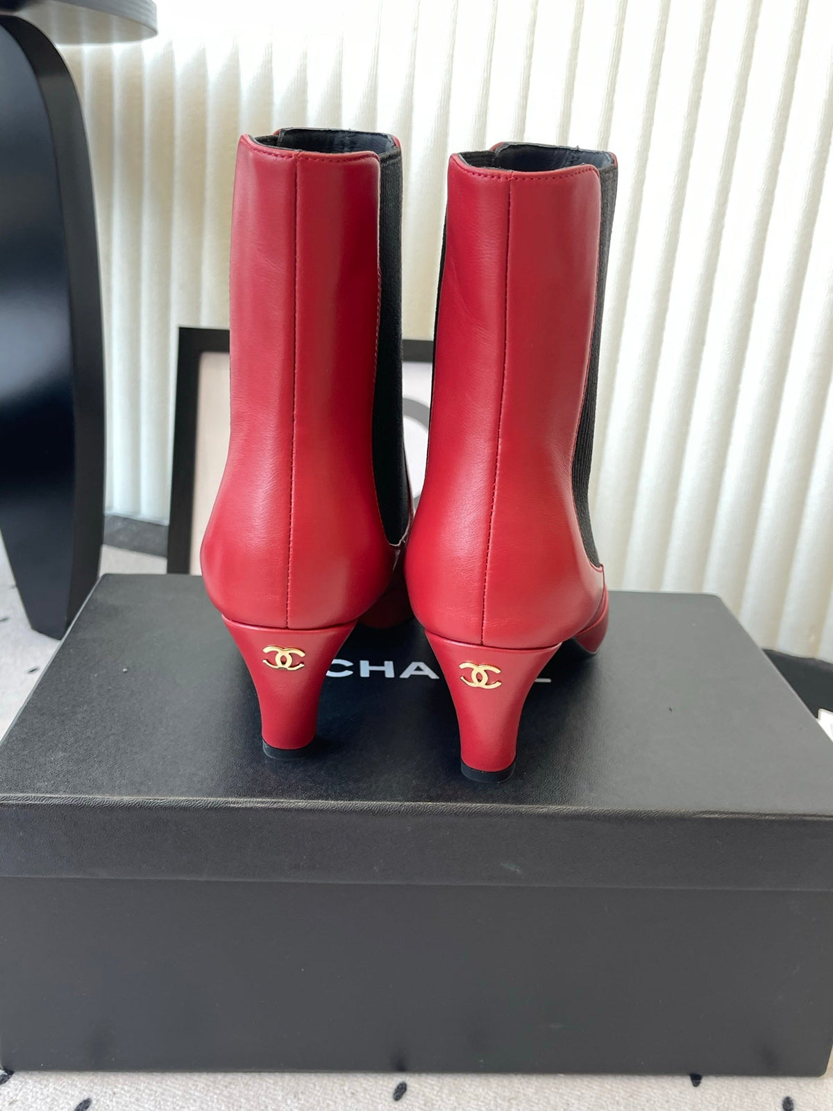 CC 26s Chelsea Ankle Boots 6cm Red Sheepskin SHW 105780
