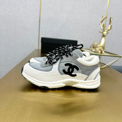 CC 2026 Casual Sneakers Gray White Canvas Suede 668064