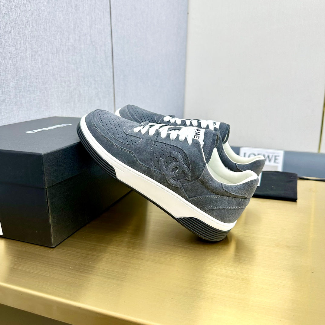 CC 24C Cruise Sneakers Grey Suede 980929