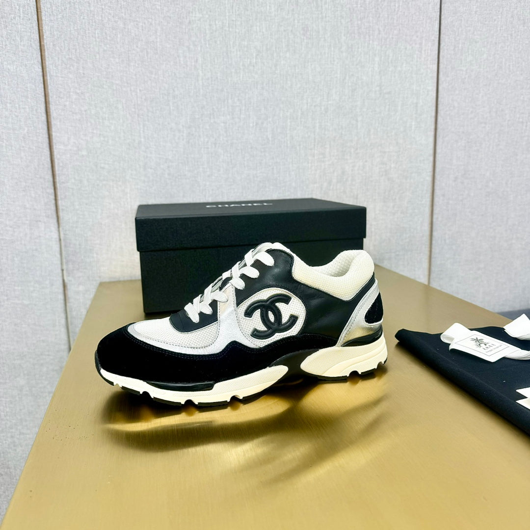 CC 26s Metallic Casual Sneakers Black White Mesh Leather 981006