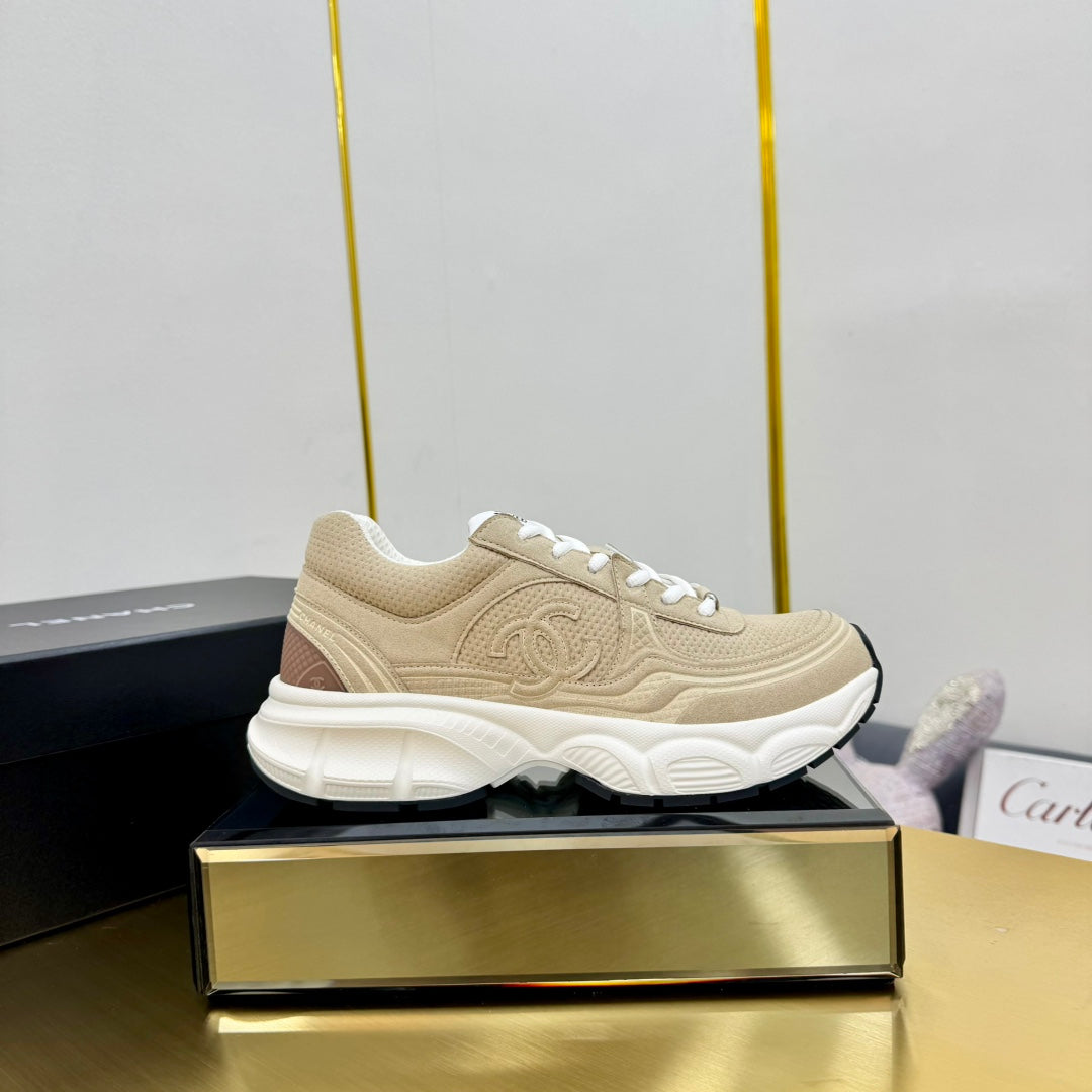 CC Logo Sneakers Beige Suede Fabric 927345