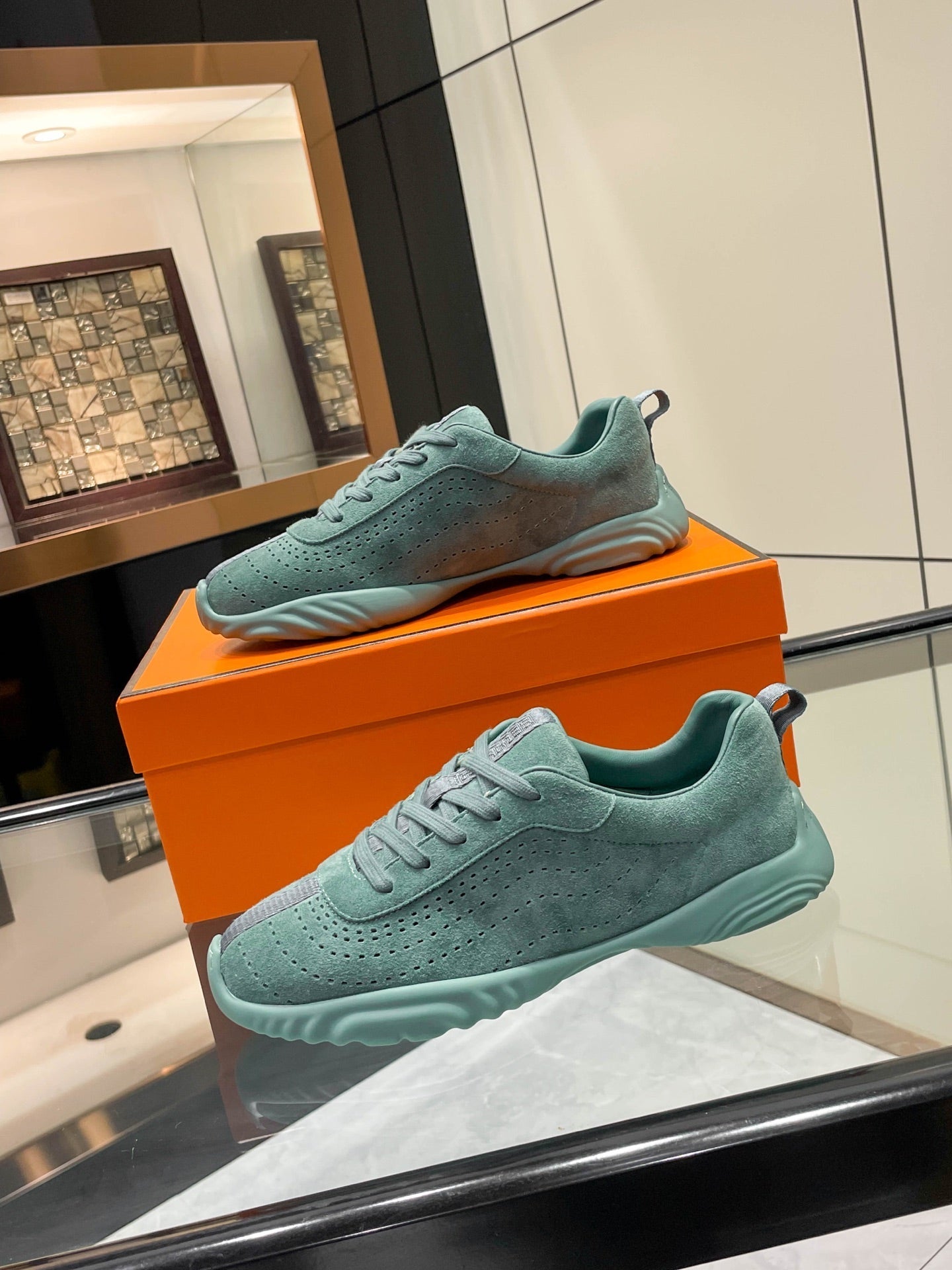 HM 26s Neon Sneaker Sage Green Suede 846401