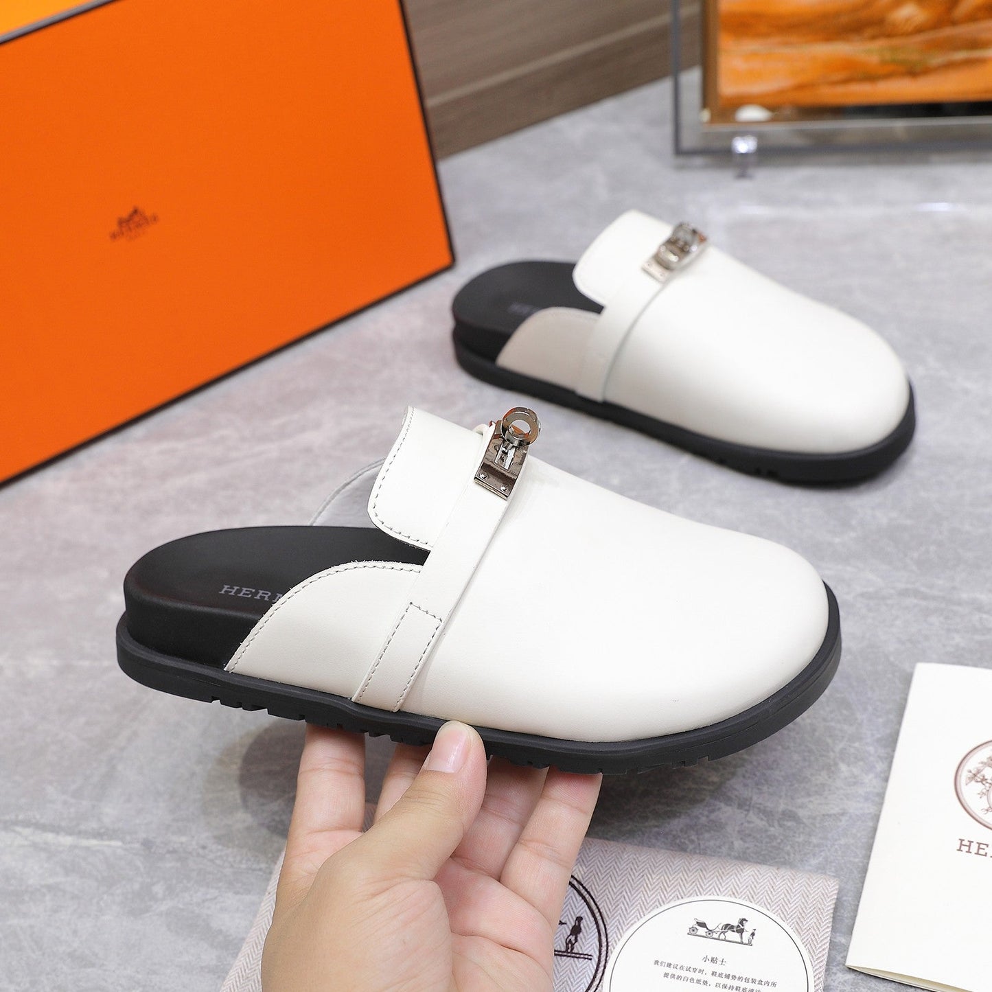 HM 25 Carlotta Mule White Calfskin