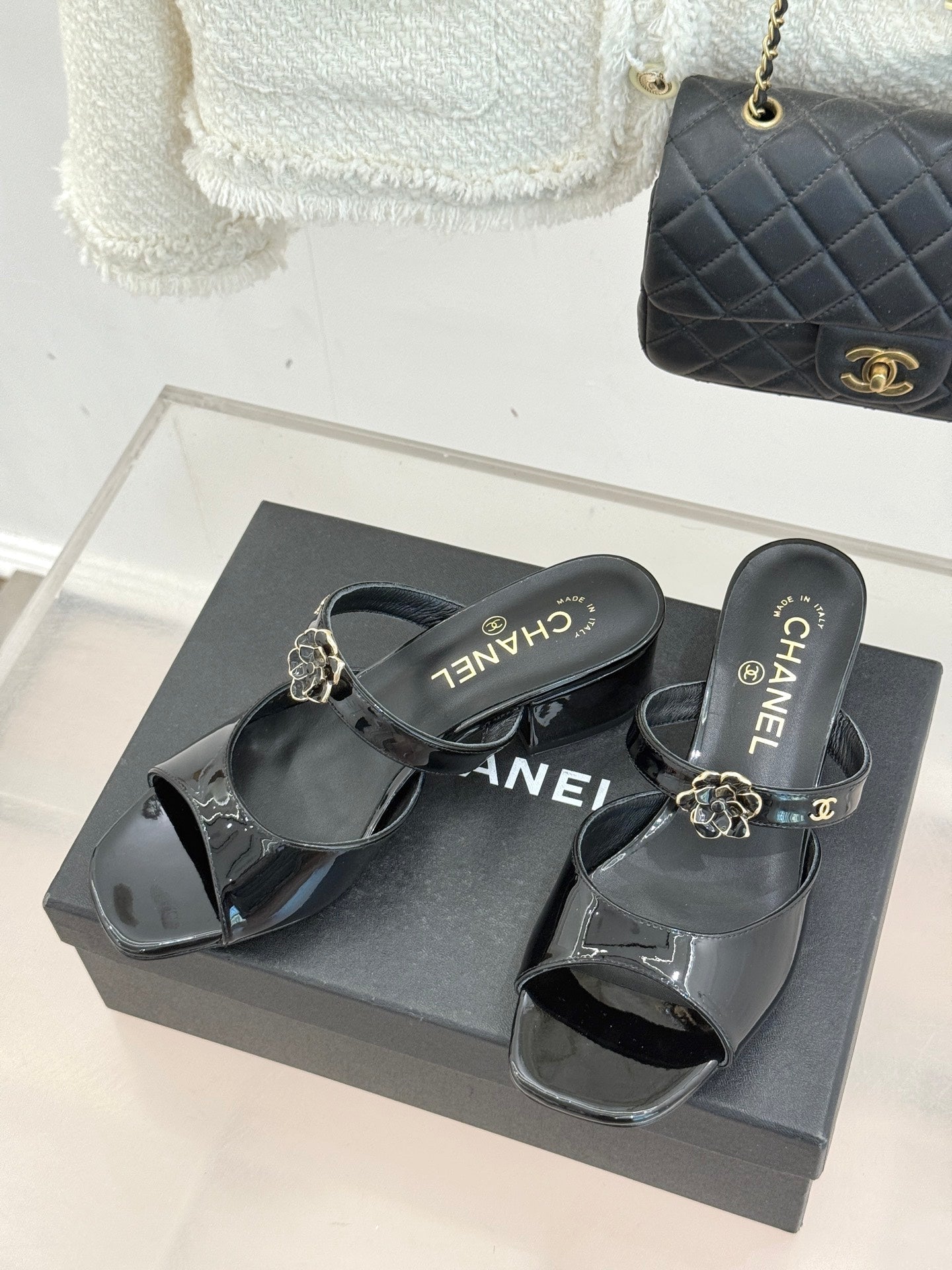 CC 26s High Heeled Sandals 45 Black Patent Leather 643031