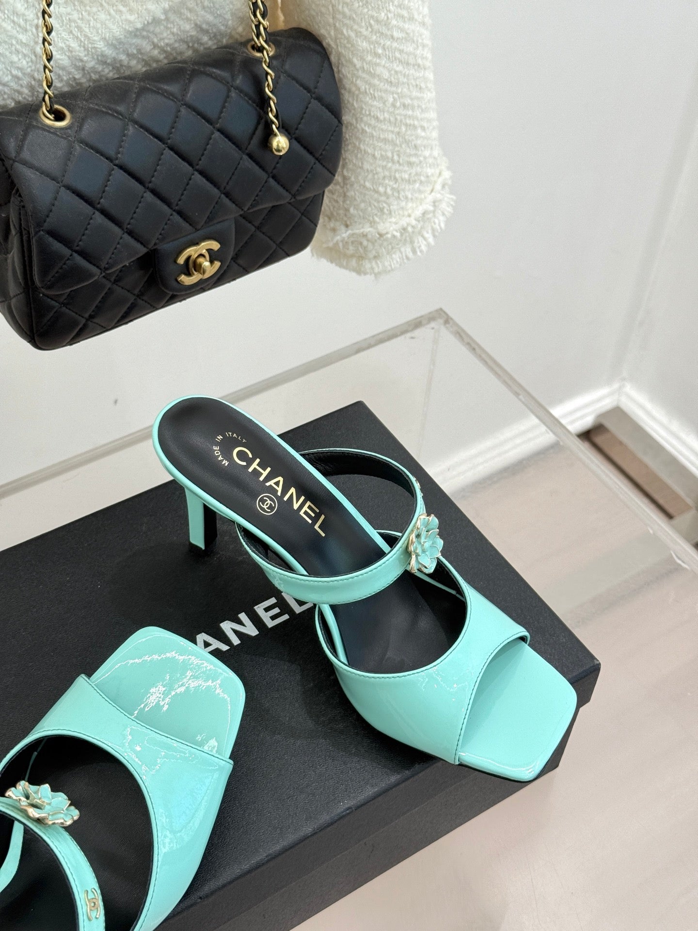 CC 26s High Heeled Sandals Turquoise Patent Leather 643033