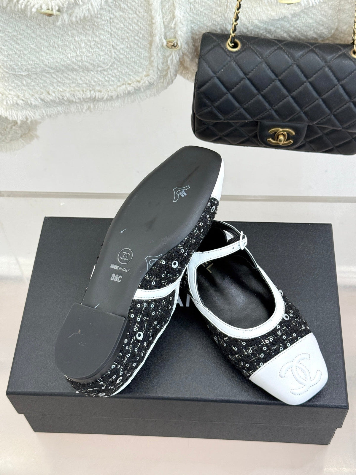 CC 26s Square-Toe Mary Jane Shoes Black White Tweed Leather 920425