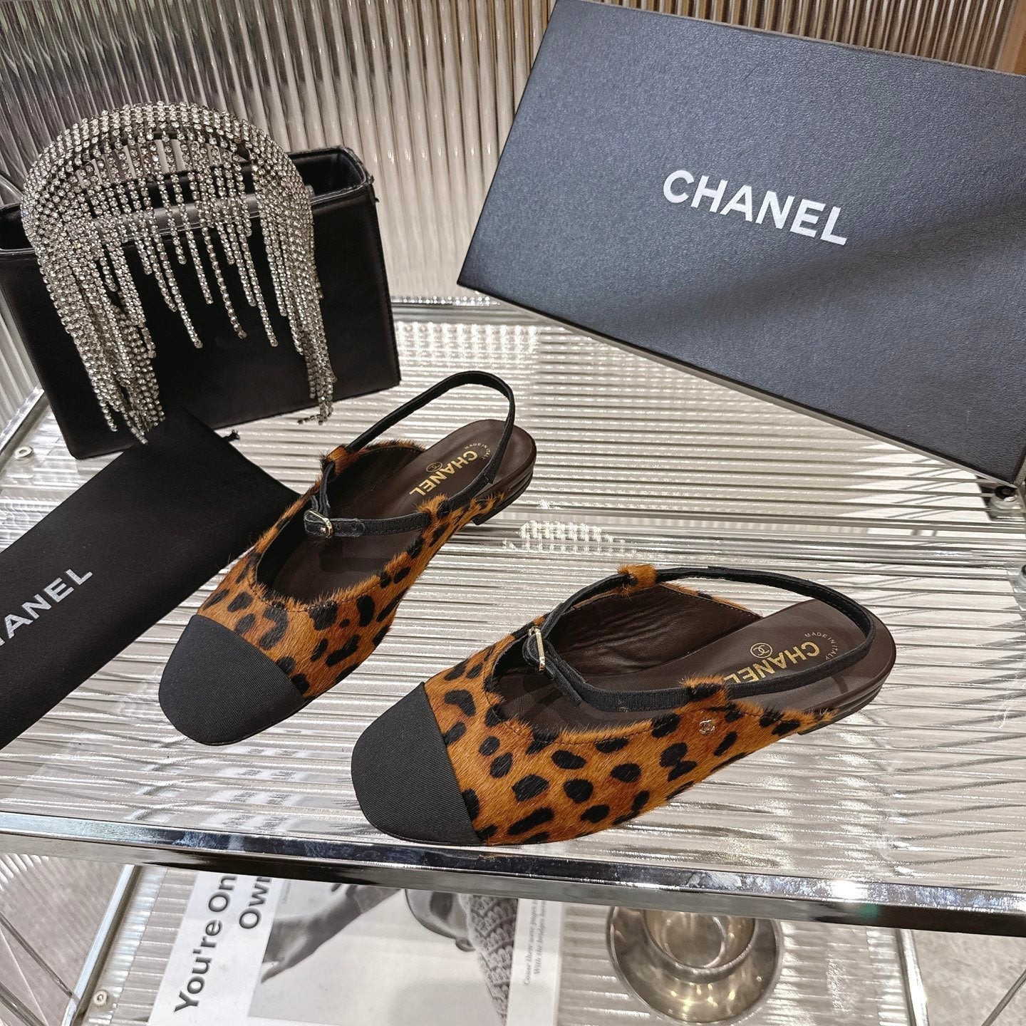 CC 2026 Retro Sandals Leopard Print Calf Hair 668079