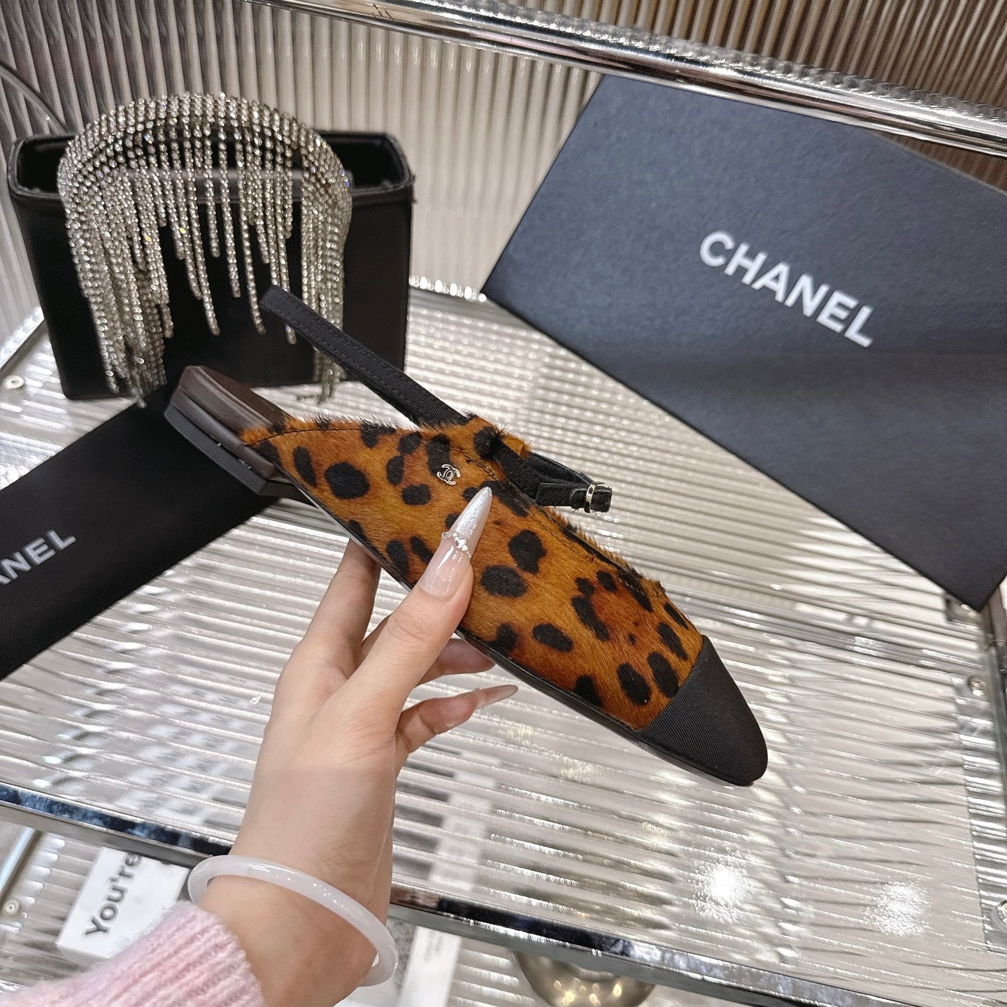CC 2026 Retro Sandals Leopard Print Calf Hair 668079
