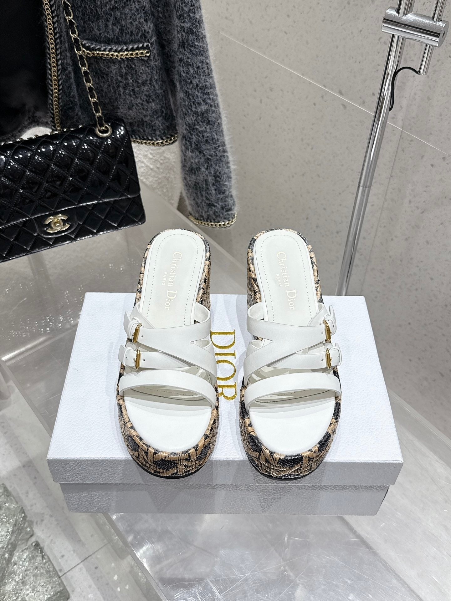 CD 26s Platform Sandal 65 White Black Beige Monogram Leather 636350