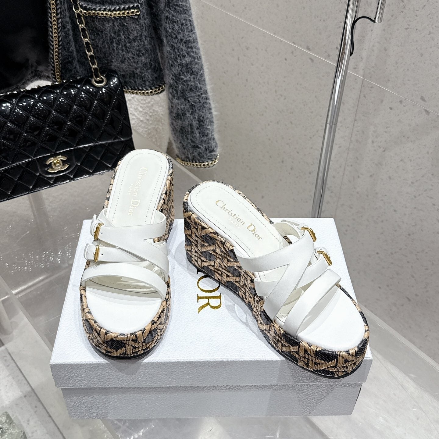 CD 26s Platform Sandal 65 White Black Beige Monogram Leather 636350