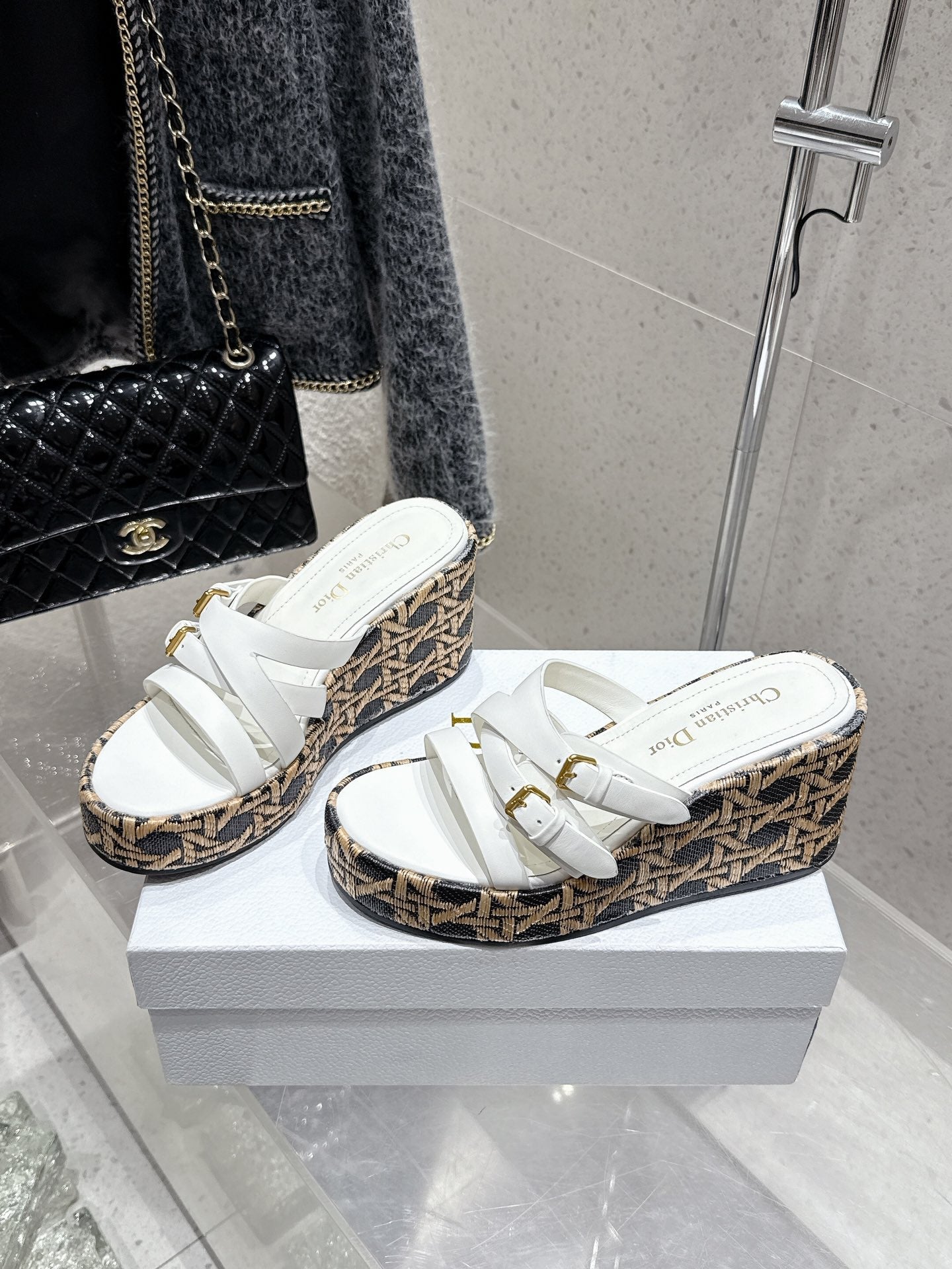 CD 26s Platform Sandal 65 White Black Beige Monogram Leather 636350
