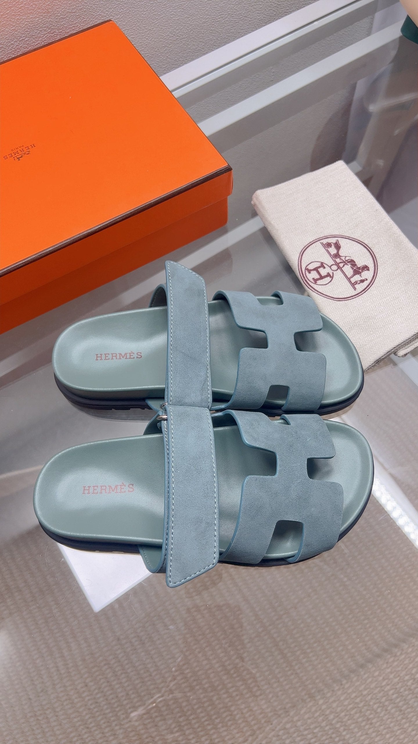 HM Chypre Sandal Clay Grey Suede 827520