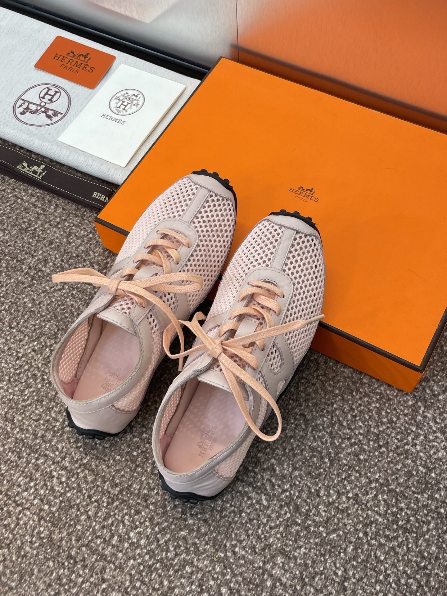 HM Kiga Sneaker In Light Pink Crochet Knit And Calfskin