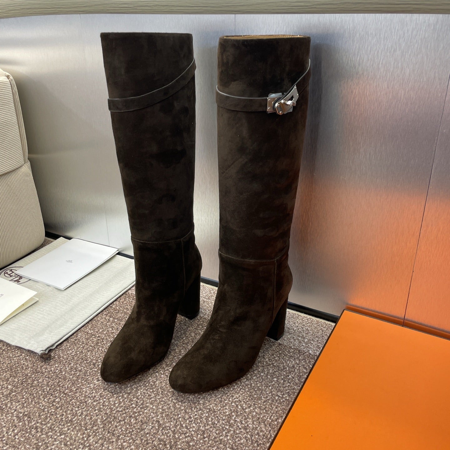 HM 25 Knee-High Boots Dark Brown Suede 508504