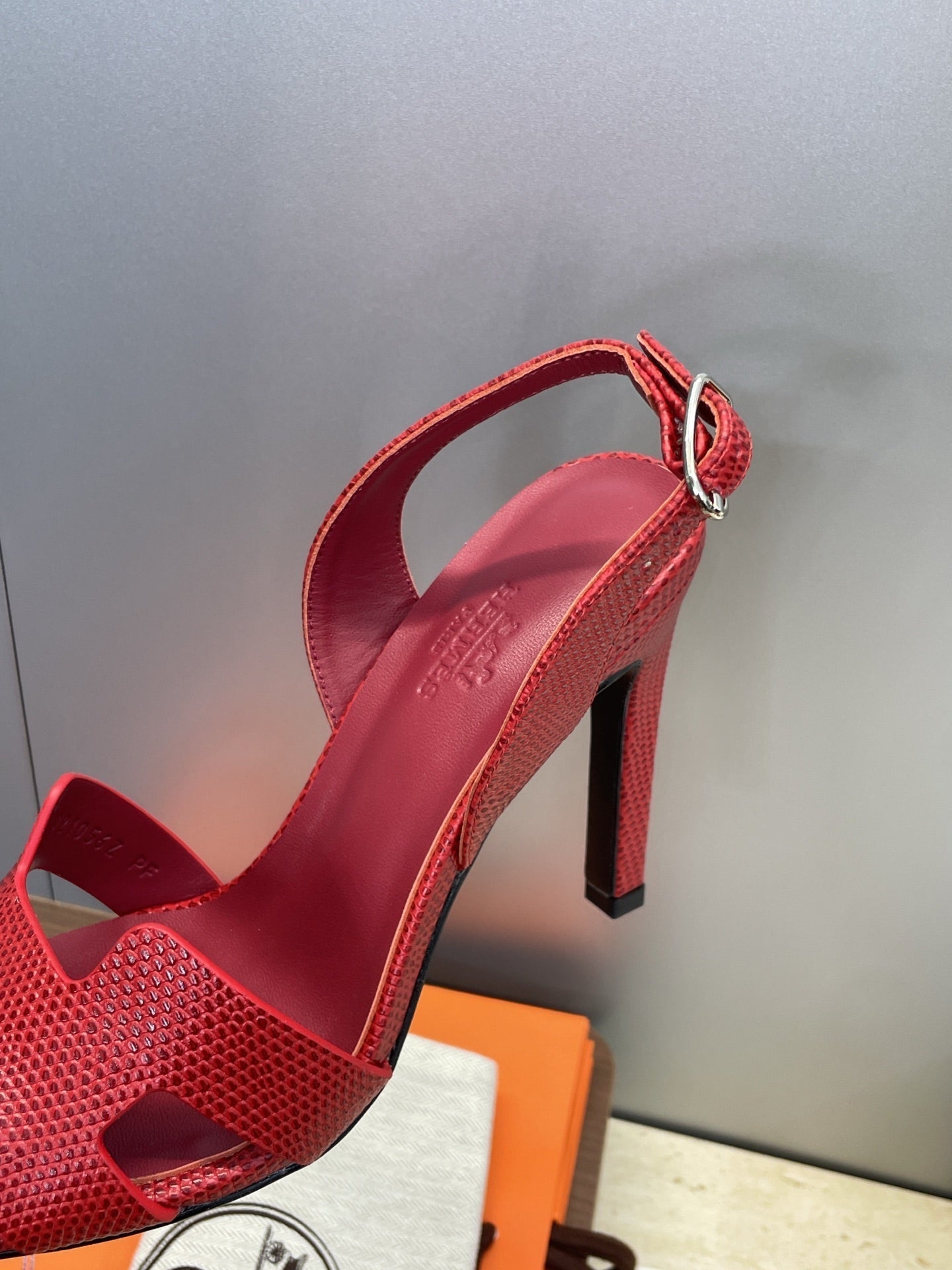 HM 26ss High Heel Sandals 105 Red Cowhide 607115