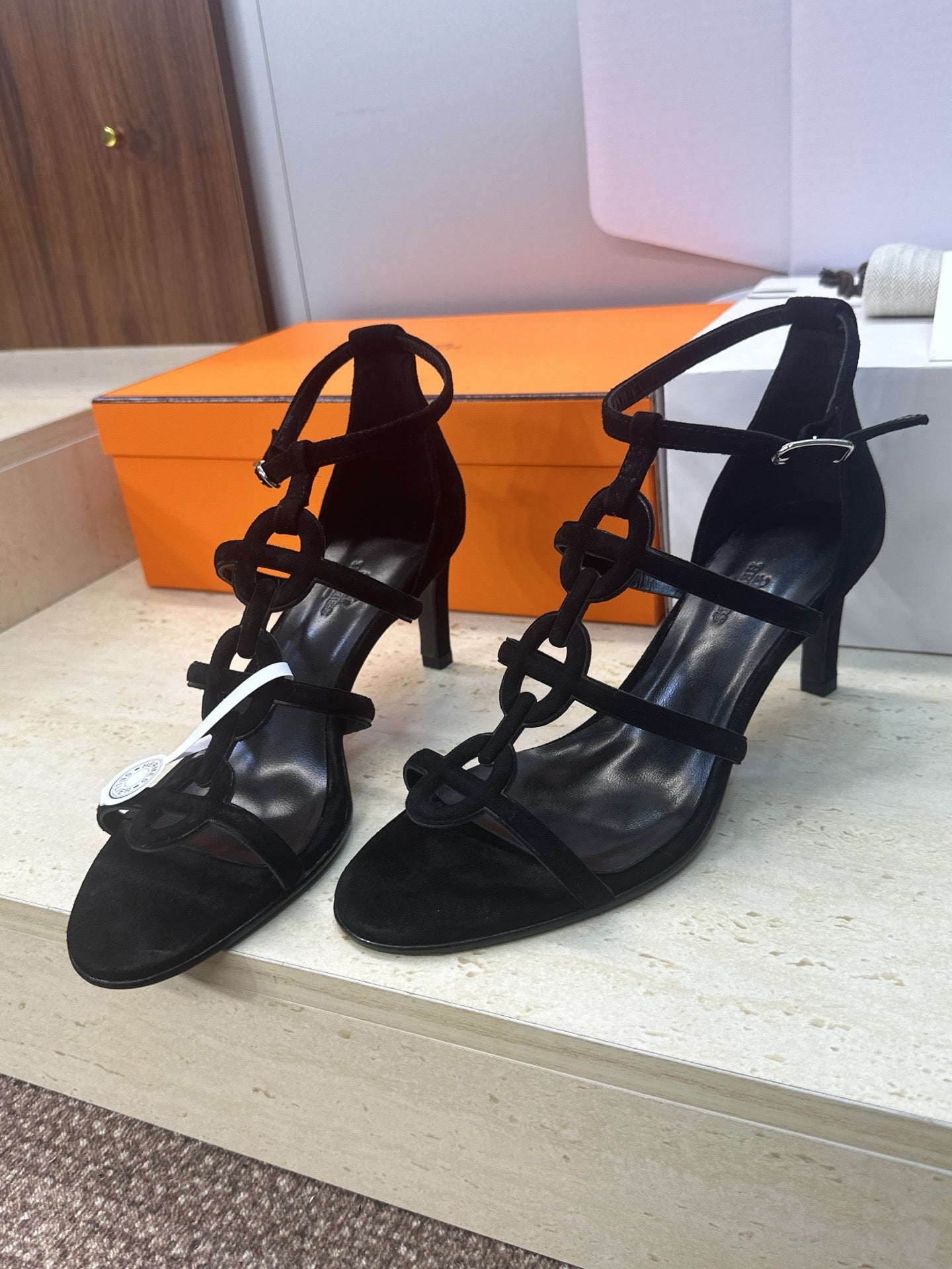 HM 26ss High Heels Sandals 70 Black Suede 633218