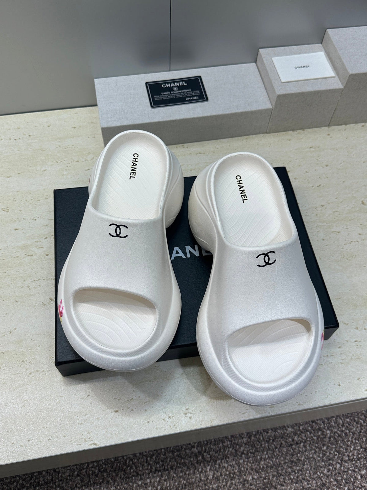 CC Platform Round Toe Open Toe Sandals White Rubber 830393