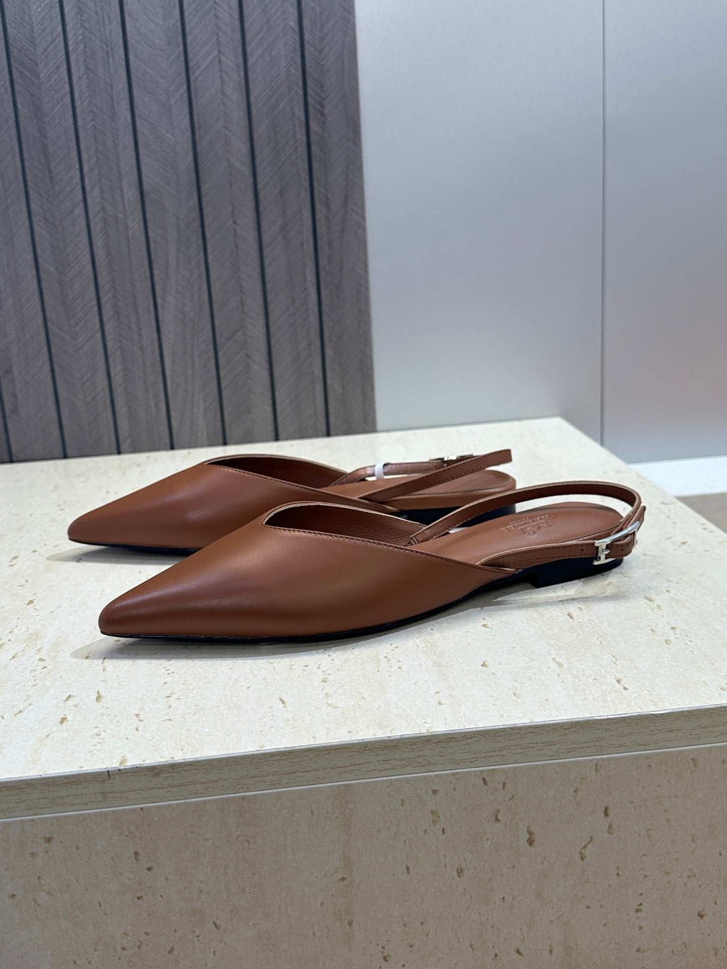 HM Nicoletta Slingback Flat Brown Calfskin 830185