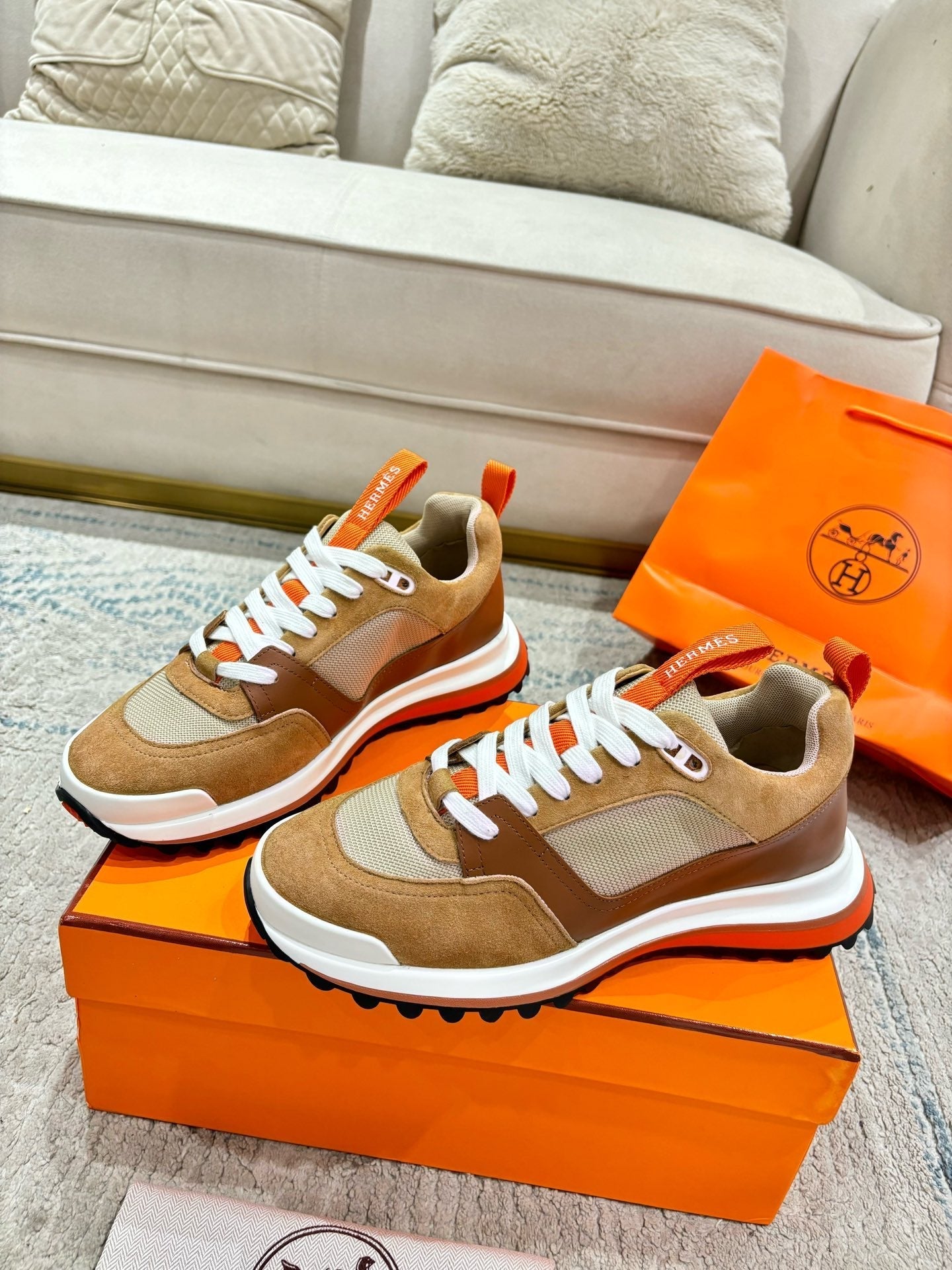 HM Jet Sneaker Light Brown Mesh Suede Calfskin 581326