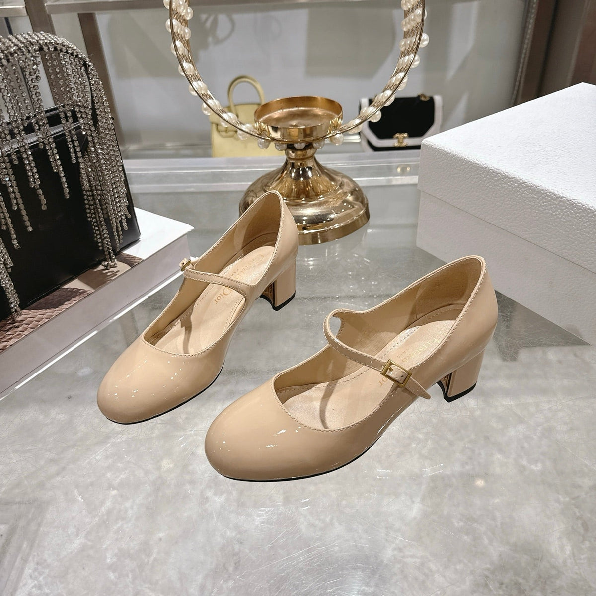 CD 26 Lolita High-Heeled 40 Beige Patent Leather 592219