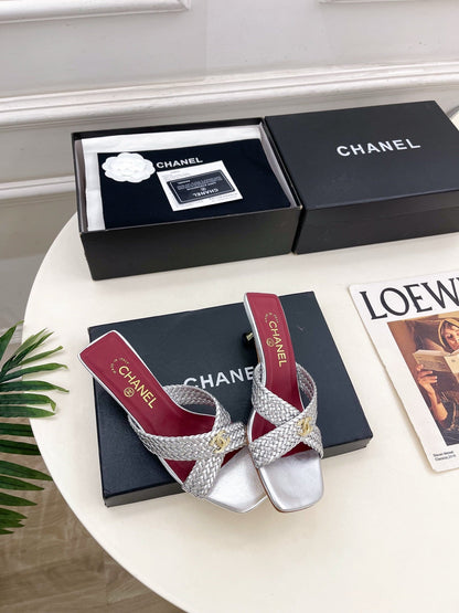 Chanel 2026 Kitten Heel Slippers Leather Sheepskin 831530
