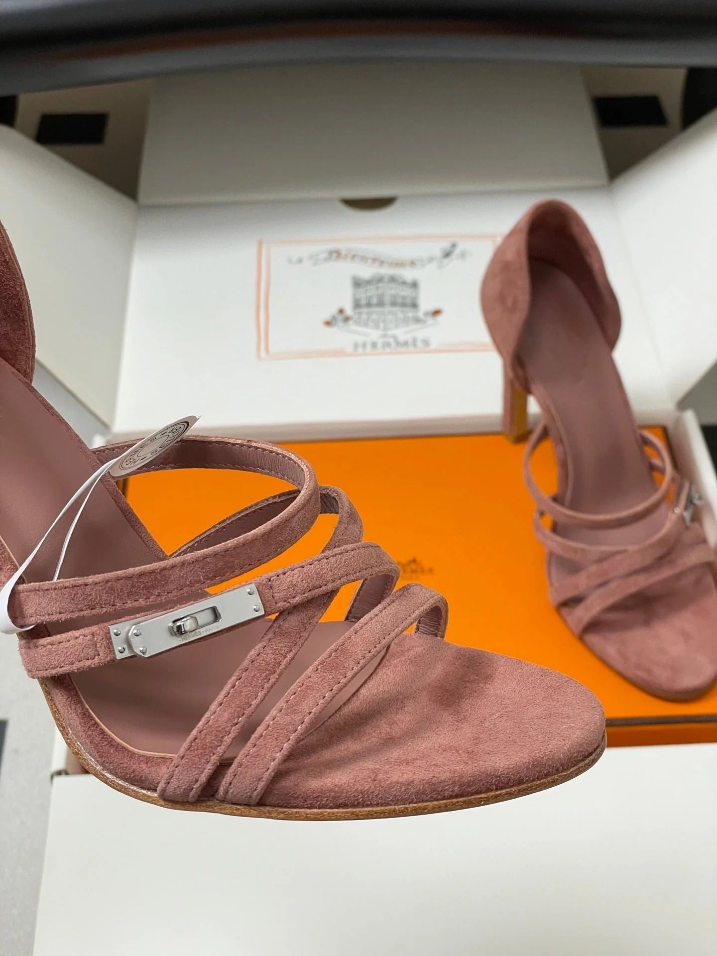 HM 25S HIGH-HEEL SANDAL 105 MM IN PEACHY PINK SUEDE