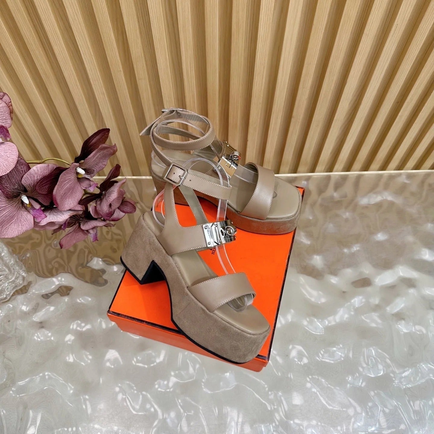 HM 25S CLASSIC WEDGE SANDALS 70 MM IN TAUPE BEIGE LAMBSKIN WITH SILVER HARDWARE
