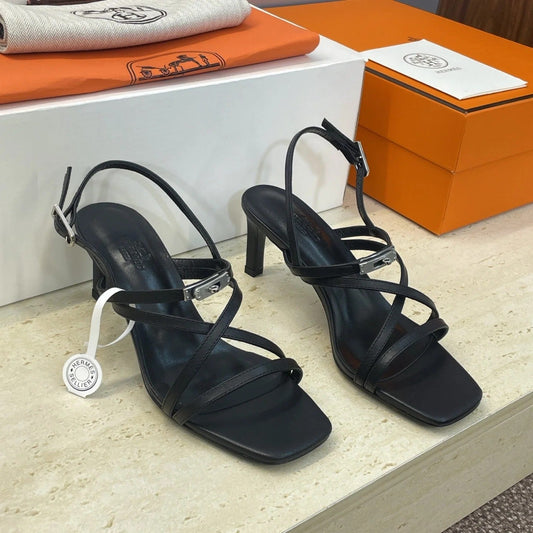HM 26ss Kelly Sliver Buckle Sandals 65 Black Calfskin 607171