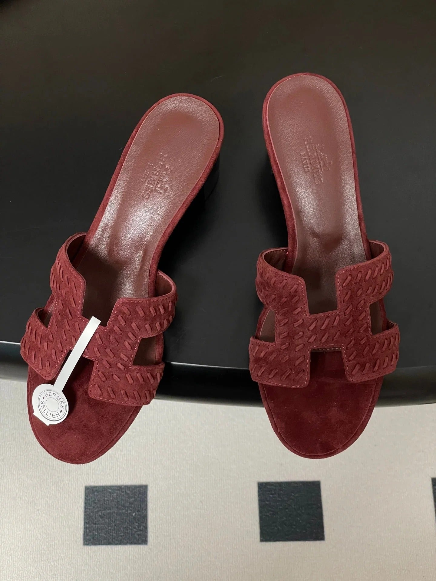HM 25S ORAN HIGH‑HEEL SANDAL IN DARK RED SUEDE AND LAMBSKIN