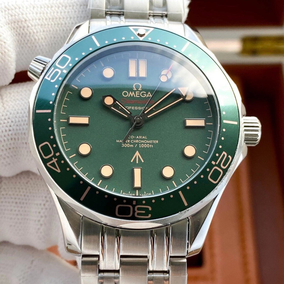 SEAMASTER DIVER 300 STAINLESS STEEL KHAKI DIAL