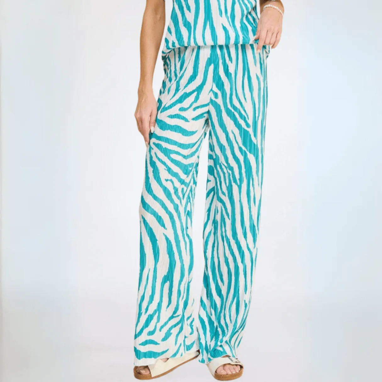 Nova Pleated Set CLEARANCE FINAL SALE